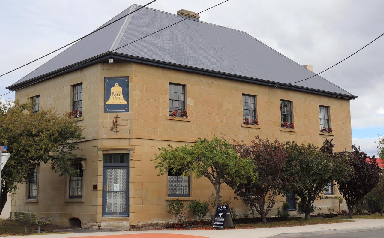 Blue Bell Inn Sorell ภายนอก รูปภาพ